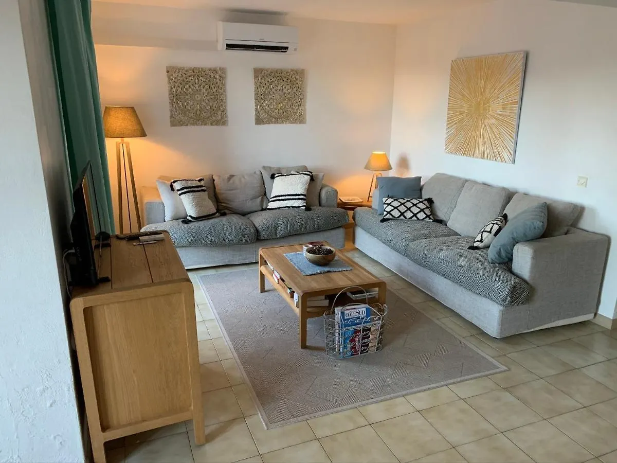 Boutique Villa With Shared Pool, Air Con, Wifi, Tv Le Plan-de-la-Tour