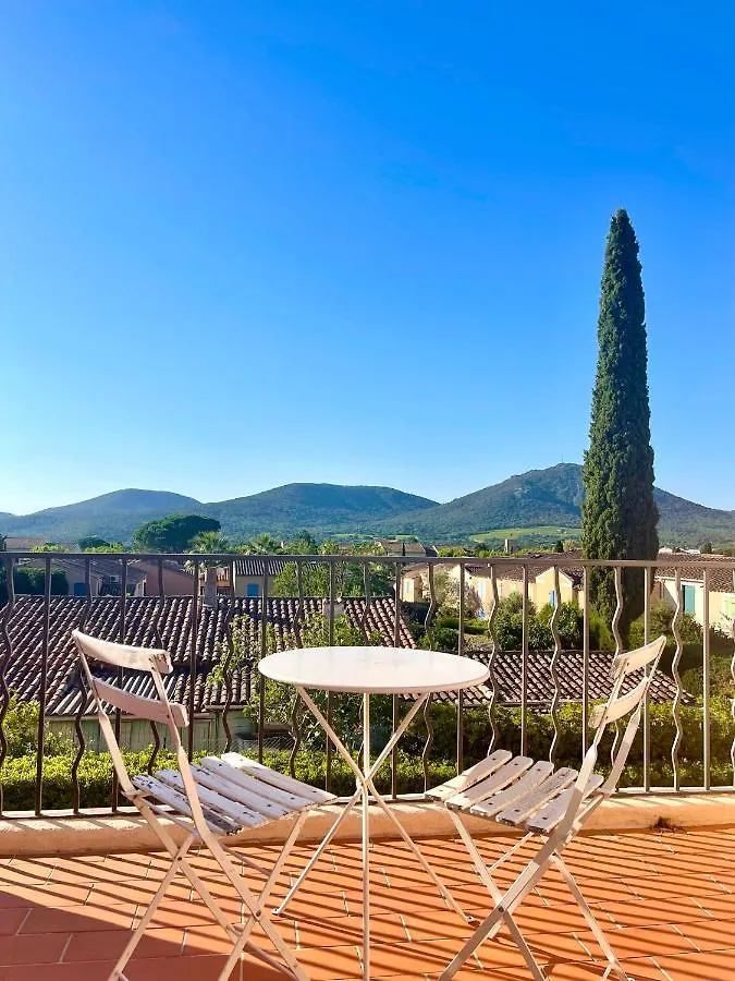 Boutique Villa With Shared Pool, Air Con, Wifi, Tv Le Plan-de-la-Tour Holiday home