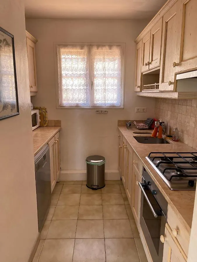 Boutique Villa With Shared Pool, Air Con, Wifi, Tv Le Plan-de-la-Tour 0*,