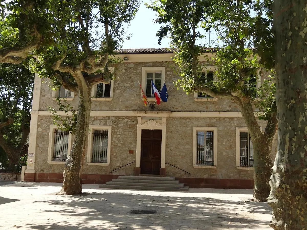 Boutique Villa With Shared Pool, Air Con, Wifi, Tv Le Plan-de-la-Tour Holiday home